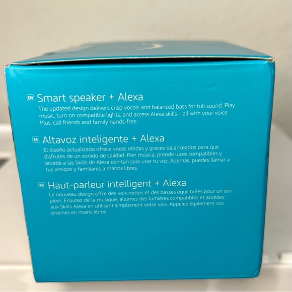 Amazon Echo (4th Gen) | Premium Sound Smart Home Hub Alexa Glacier White - Picture 12 of 13